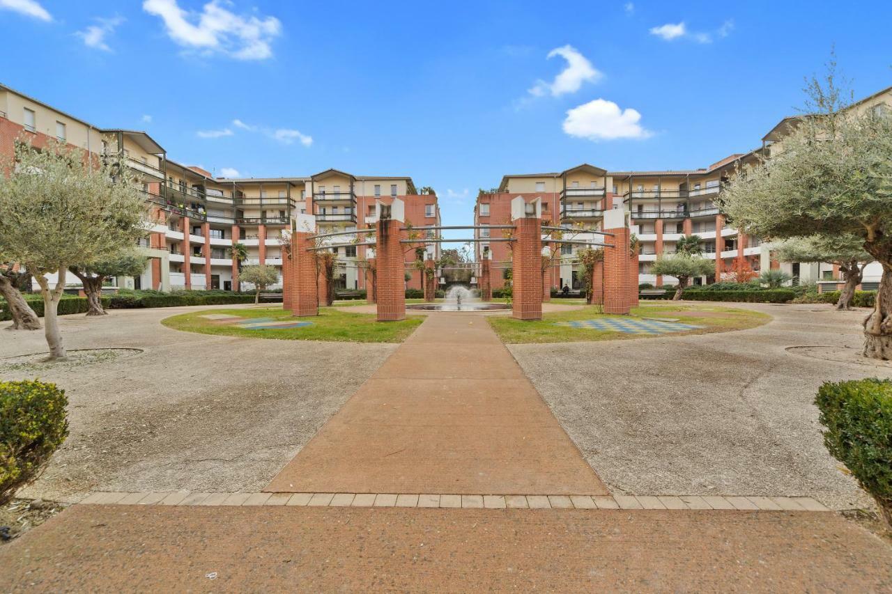 L Oasis Studio Proche Hopital Et Aeroport Piscine Parking &Netflix Toulouse Exterior foto